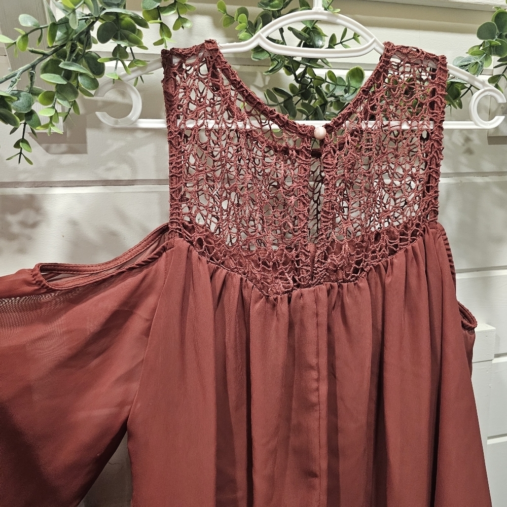 BAILEY Blue rust color cold shoulder & crochet dress - Picture 6 of 14